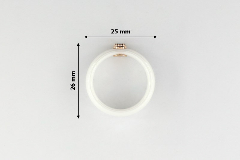 Изображение Керамическое кольцо с бриллиантами