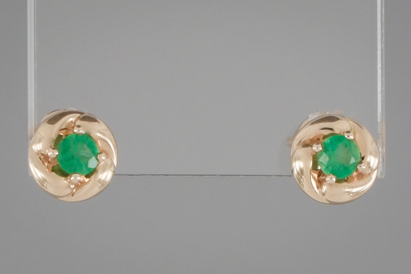 Paveikslėlis Auksiniai auskarai su smaragdais