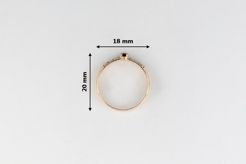 Изображение Золотое кольцо с сапфиром