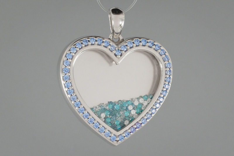 Изображение Серебряная подвеска с цирконами и сапфировым стеклом "Сердце"