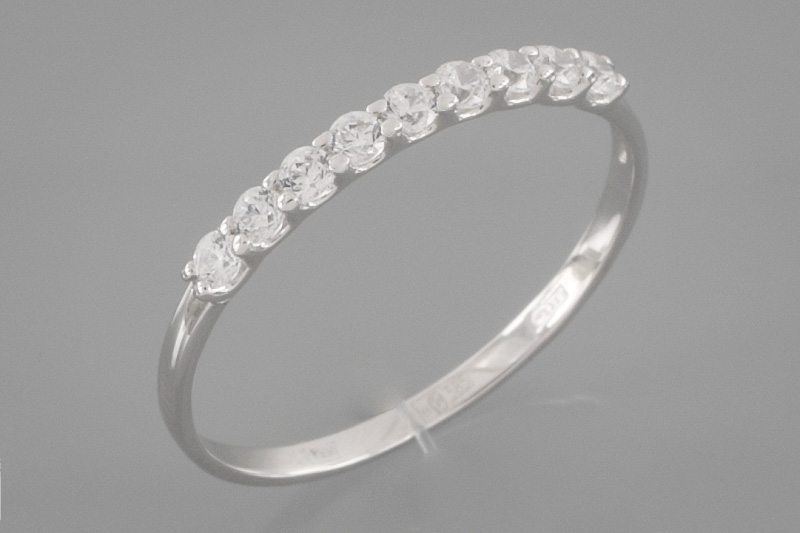 Paveikslėlis Balto aukso žiedas su cirkoniais 18,5 mm