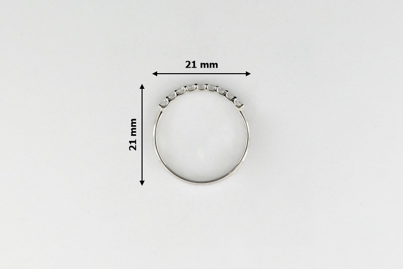 Paveikslėlis Balto aukso žiedas su cirkoniais 18,5 mm