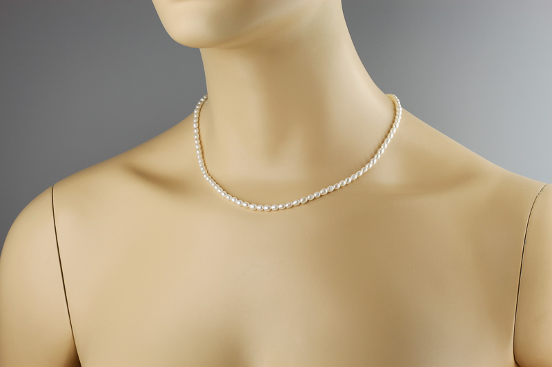 Paveikslėlis Vėriniai iš perlų 38-41 cm
