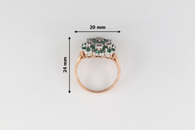 Paveikslėlis Auksinis žiedas su briliantais ir smaragdais