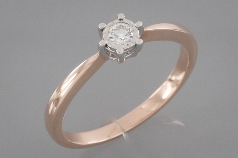Изображение Золотое кольцо с бриллиантом