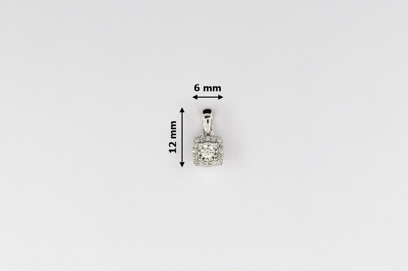 Изображение Подвеска из белого золота с бриллиантами