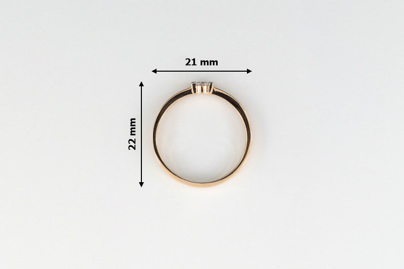 Изображение Золотое кольцо с цирконом