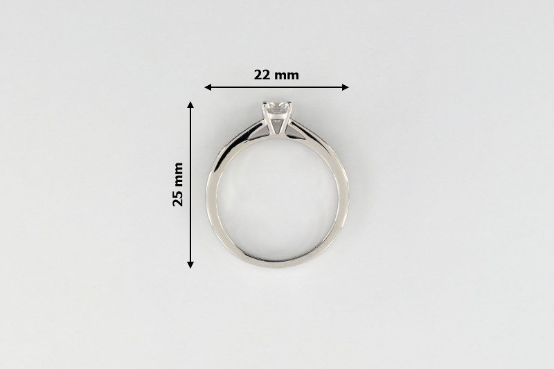Paveikslėlis Sidabrinis žiedas su cirkoniais