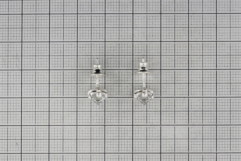 Изображение Серебряные серьги с кристаллами Swarovski 