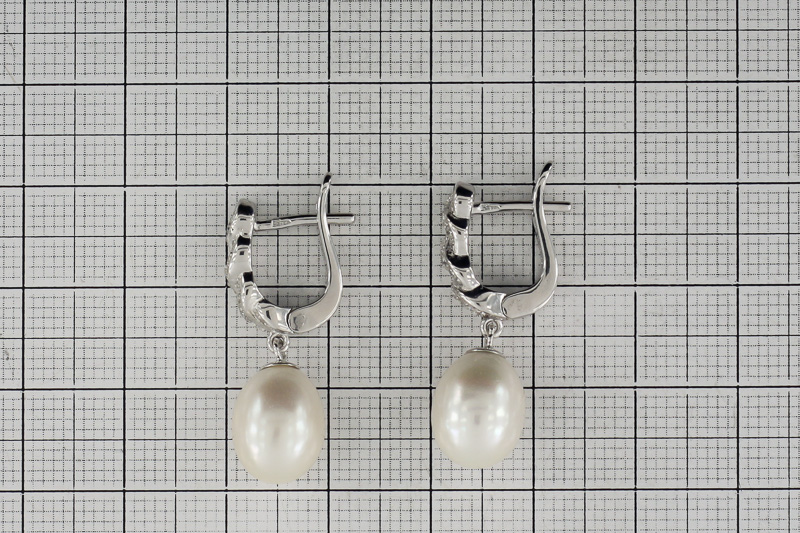 Изображение Серебряные серьги с цирконами и жемчугом