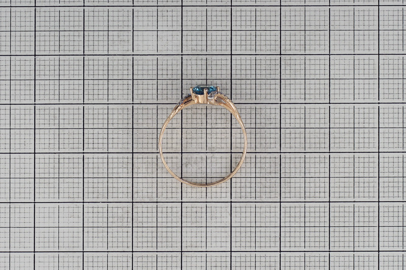Paveikslėlis Auksinis žiedas su topazu ir cirkoniais
