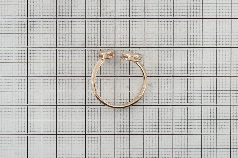 Изображение Золотое кольцо с цирконами 17-17,5 мм